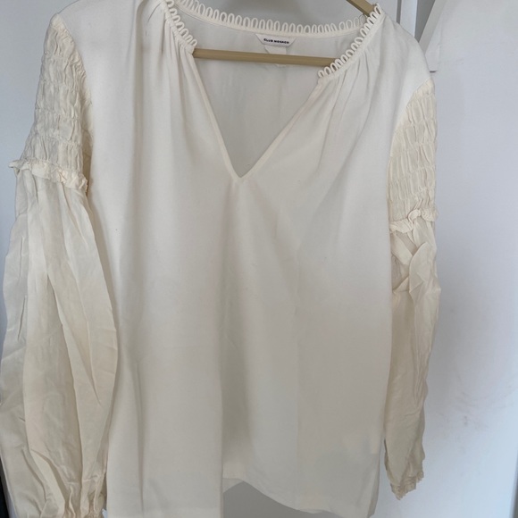 Club Monaco v-neck blouse with silk sleeves - Picture 1 of 4